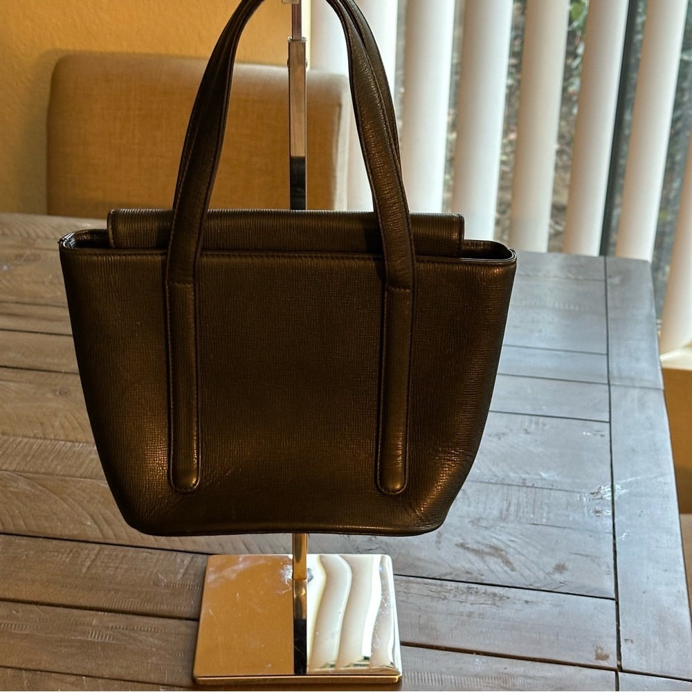 🔥Authentic Vintage MCM Small Black Saffiano Leather Tote Bag/ Flap Closure 🔥 - Picture 2 of 11